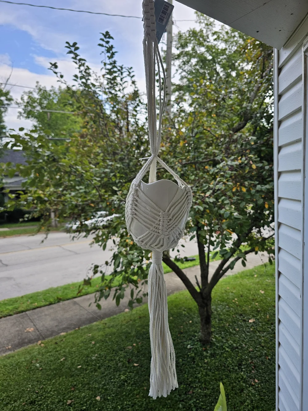 Hobby Lobby The Spring Shop Tulip Macrame Hanging Planter White Ceramic NWT